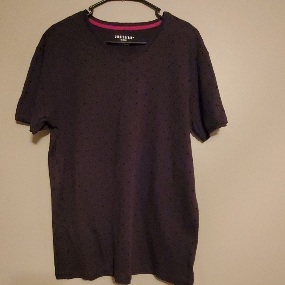 MEN'S CASUAL TEE SHIRT SIZE LARGE